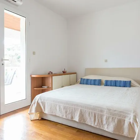 Holiday * Zaton (Dubrovnik-Neretva)